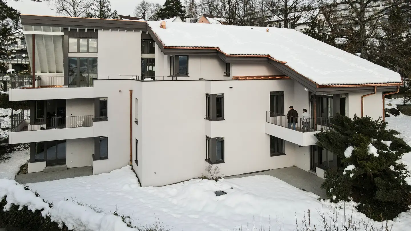 Parcheggio esterno in affitto - Allmendstrasse 18, 8700 Küsnacht ZH