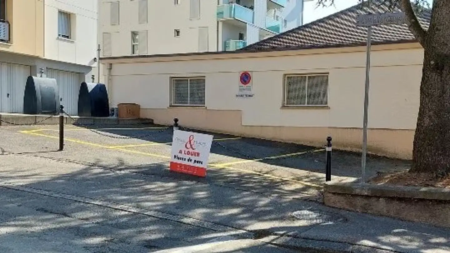Garage individuel à louer - Avenue Des Brayères, 1815 Clarens - Photo 2