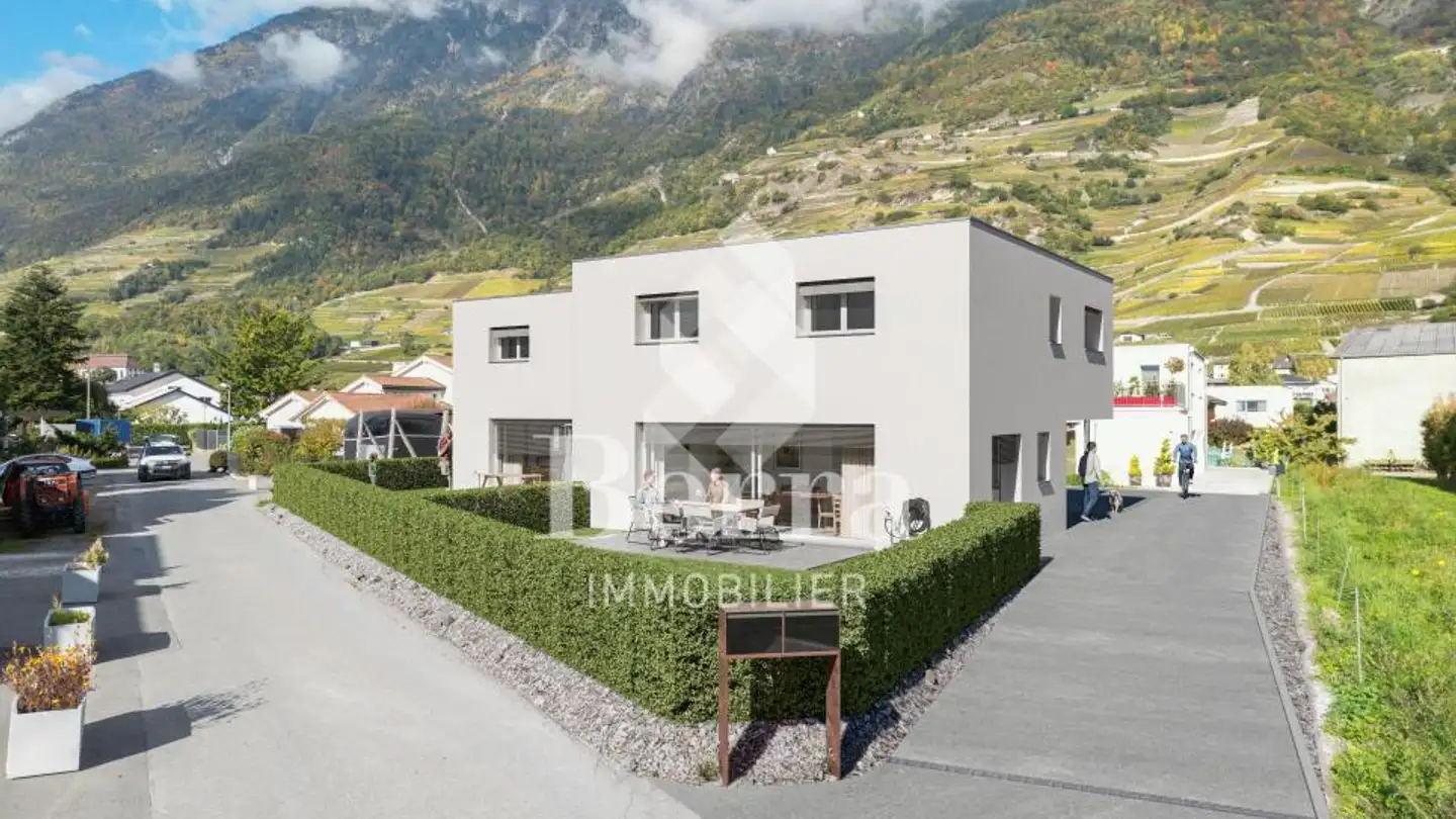 Semi-detached house for sale - 1926 Fully