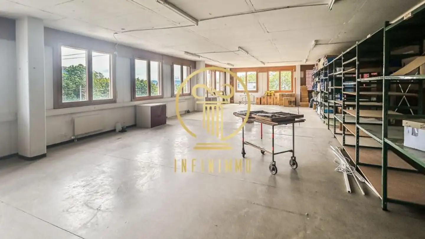 Commercial à vendre - 1110 Morges