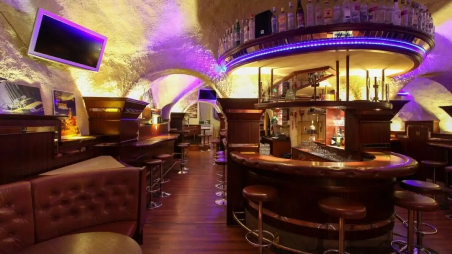 Pub à louer - Kirchstrasse 4, 8887 Mels - Photo 2