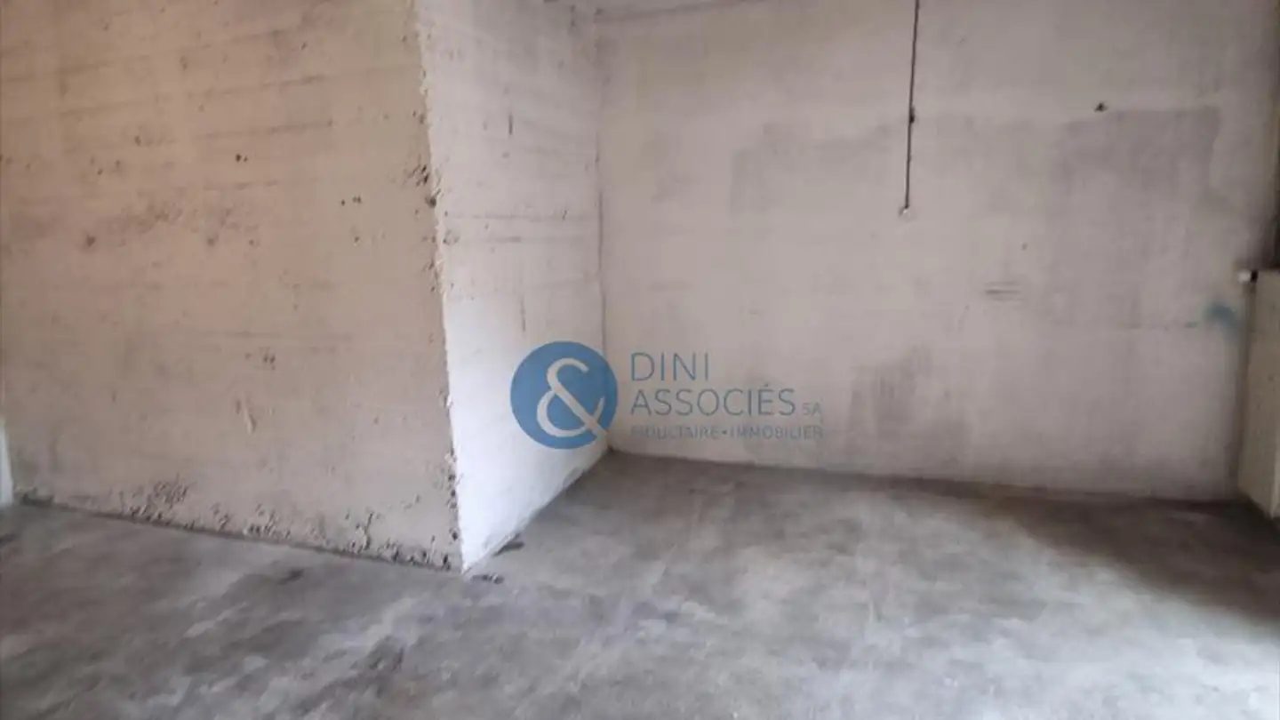 Hobby room for rent - Rue De La Cime De L'est 9, 1890 St-Maurice - Photo 3