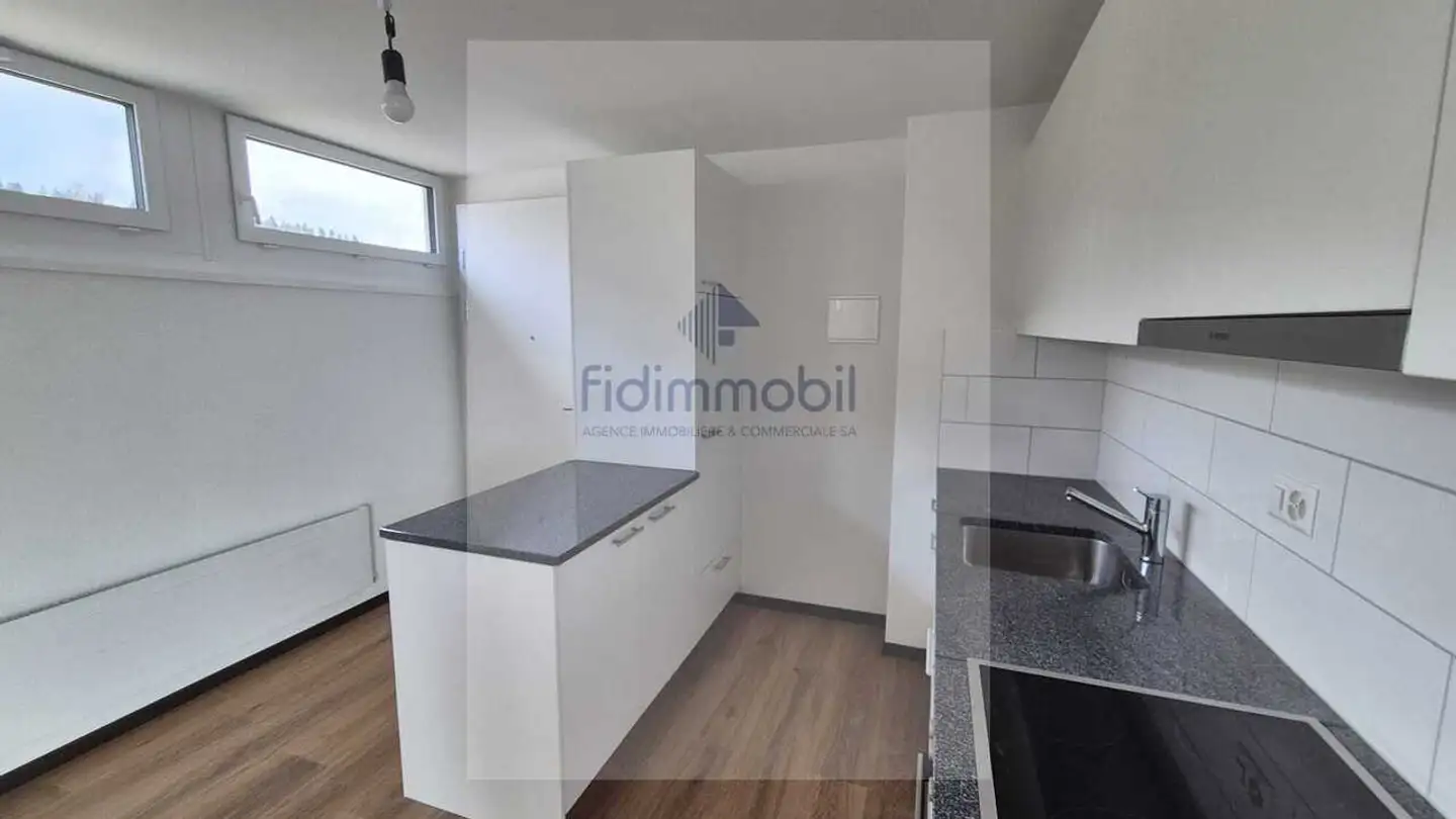 Appartement à louer - Rue Numa-Droz, 2300 La Chaux-de-Fonds - Photo 2