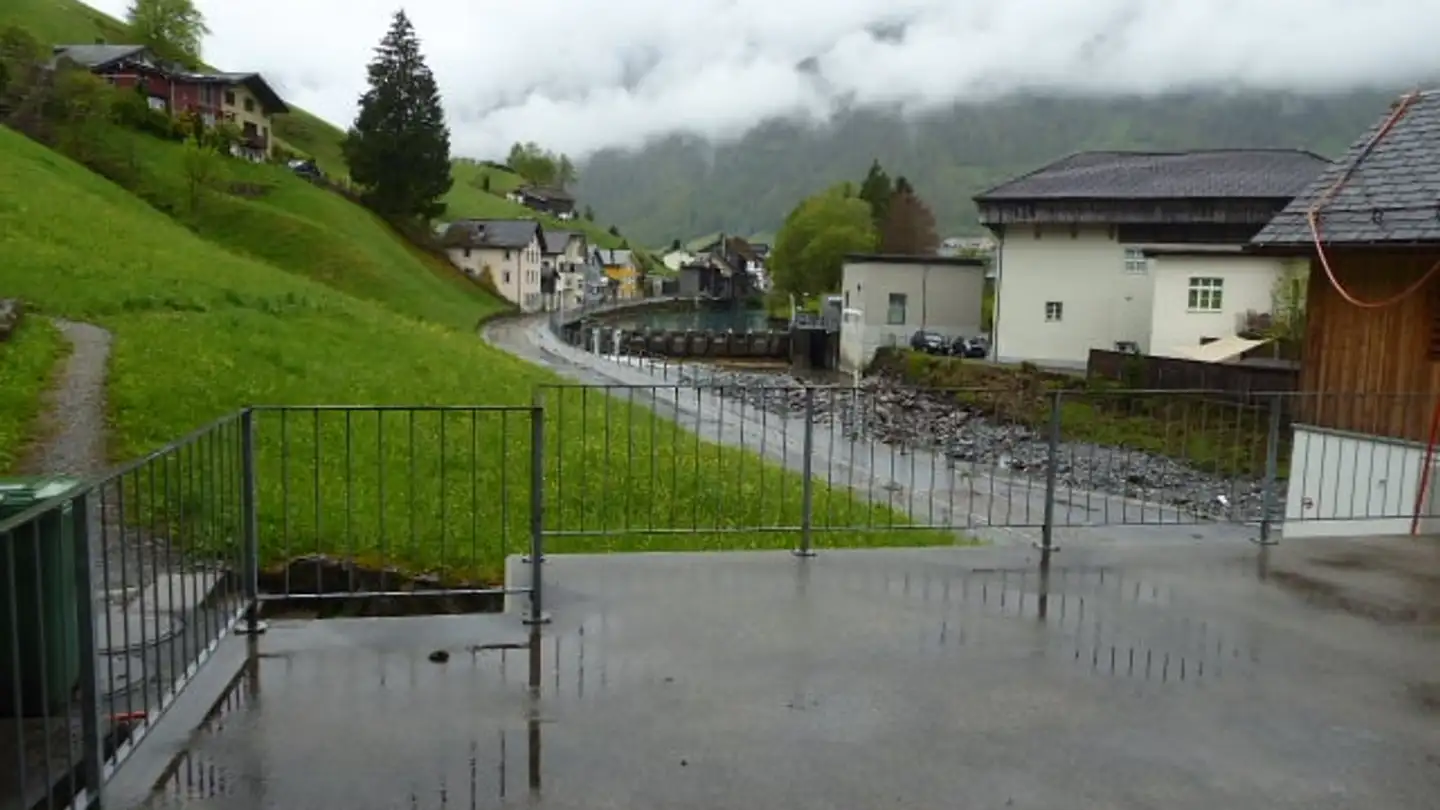 Appartamento in affitto - Plattenaustrasse 37, 8762 Schwanden GL