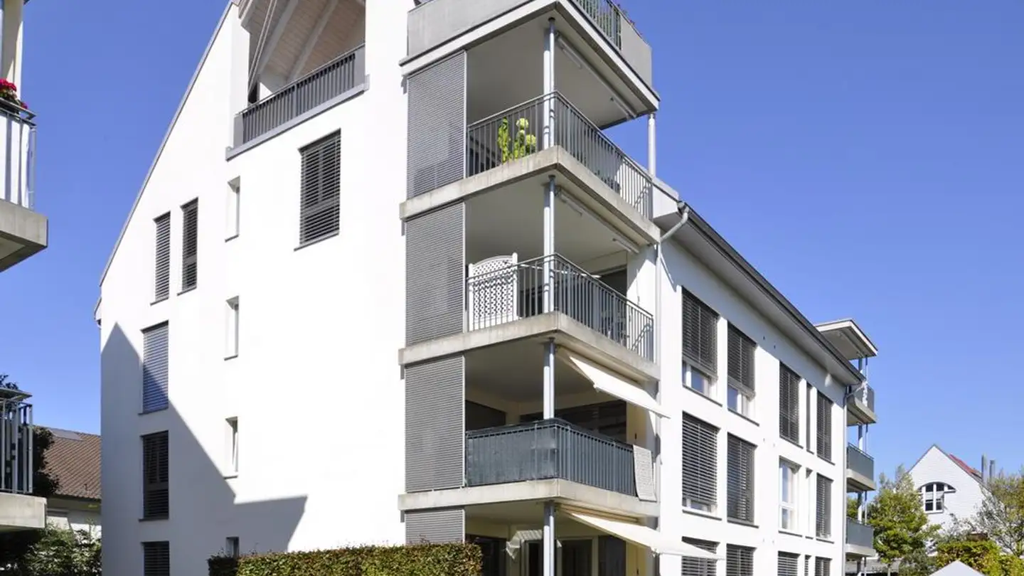 Tiefgaragenstellplatz mieten - Bülacherstrasse 19a, 8424 Embrach