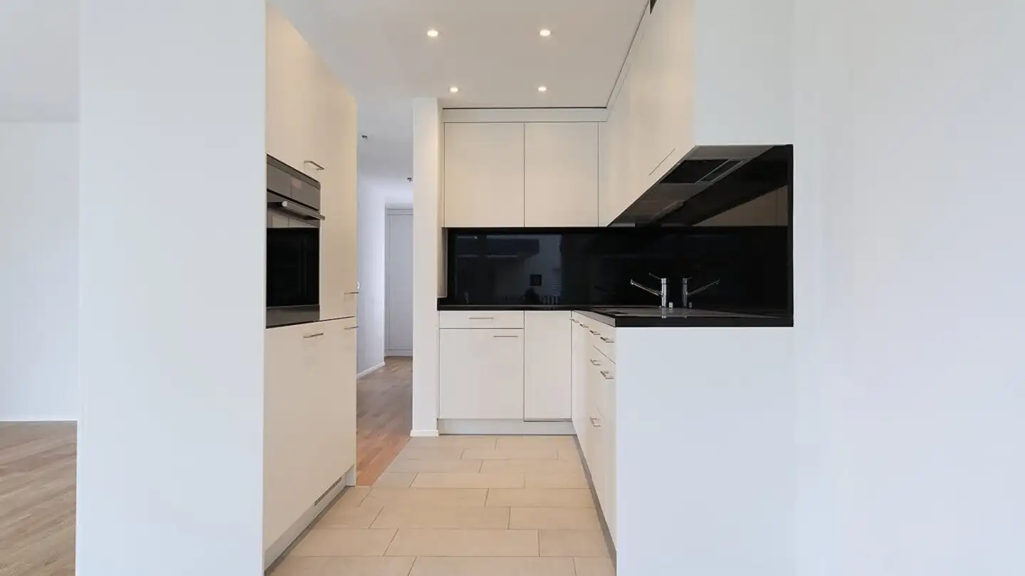 Wohnung mieten - Hagenbuchstrasse, 8192 Zweidlen - Foto 4