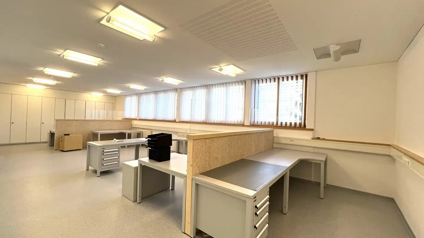 Spazio ufficio in affitto - Obere Strasse 22, 7270 Davos Platz - Photo 2