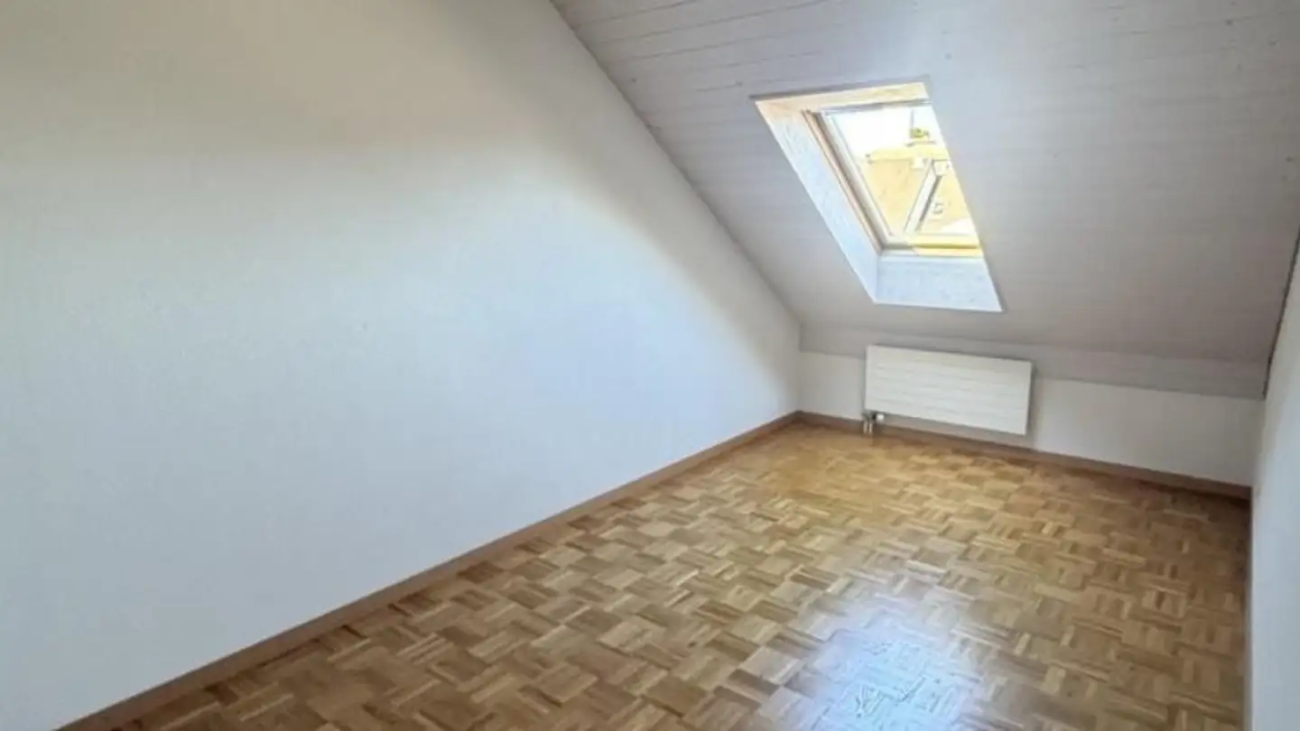Dachgeschosswohnung mieten - Rue Des Fossés-Dessous 31, 1170 Aubonne - Foto 4