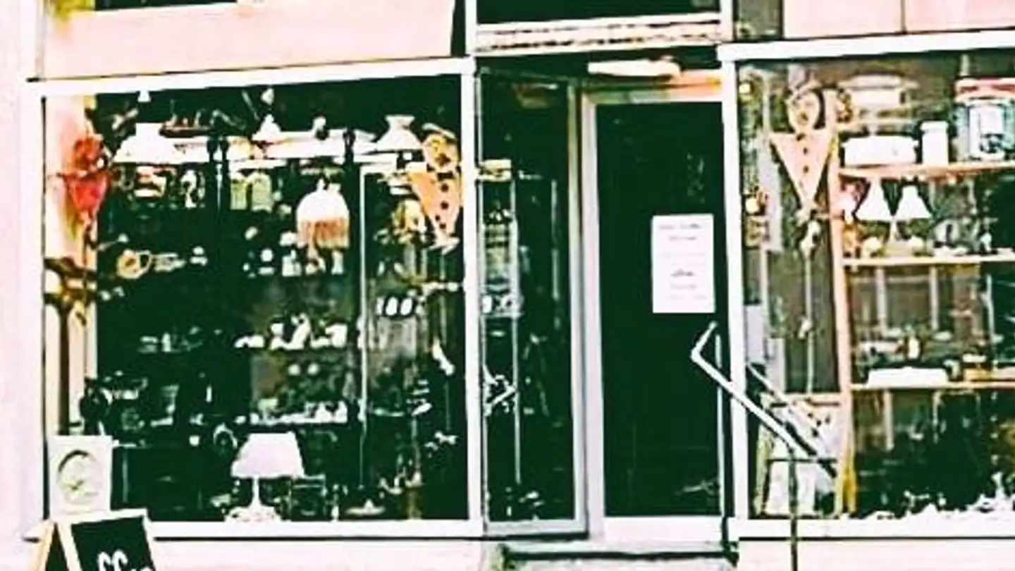 Gewerbe mieten - Dorfstrasse 36, 8494 Bauma