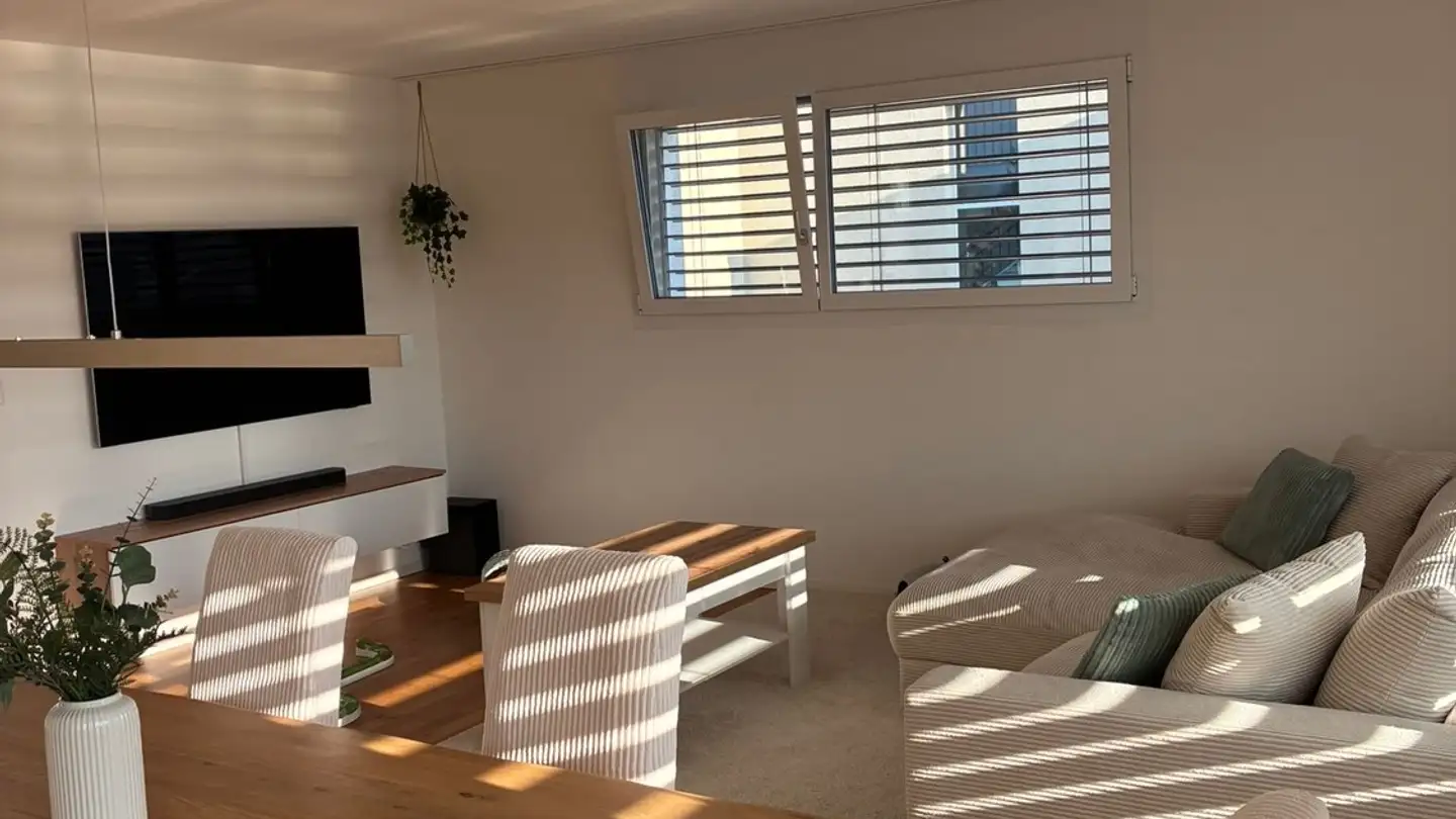 Wohnung mieten - Grenzstrasse 8, 2558 Aegerten