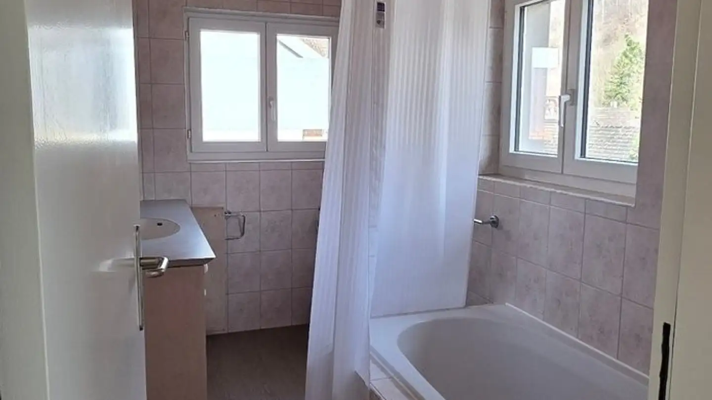 Apartment for rent - 4455 Zunzgen - Photo 3