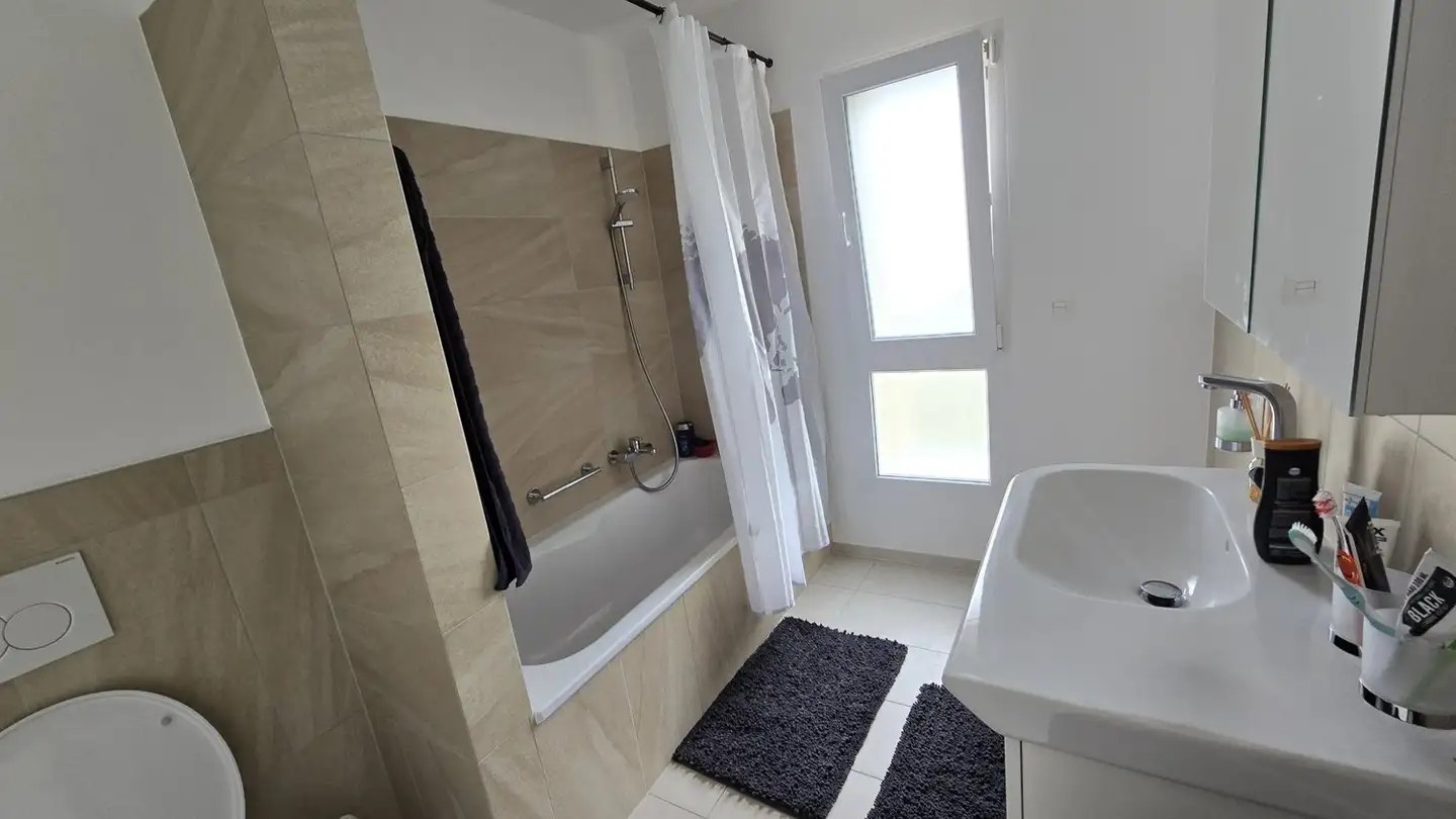 Apartment for rent - Via Stazione 10, 6592 S. Antonino - Photo 4