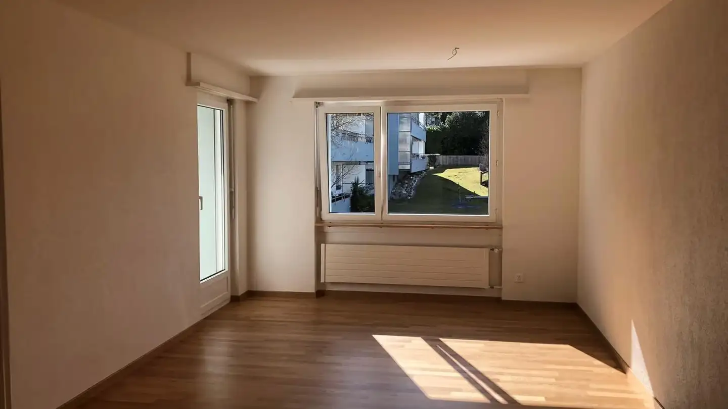 Wohnung mieten - Weierstrasse, 8630 Rüti ZH - Foto 2