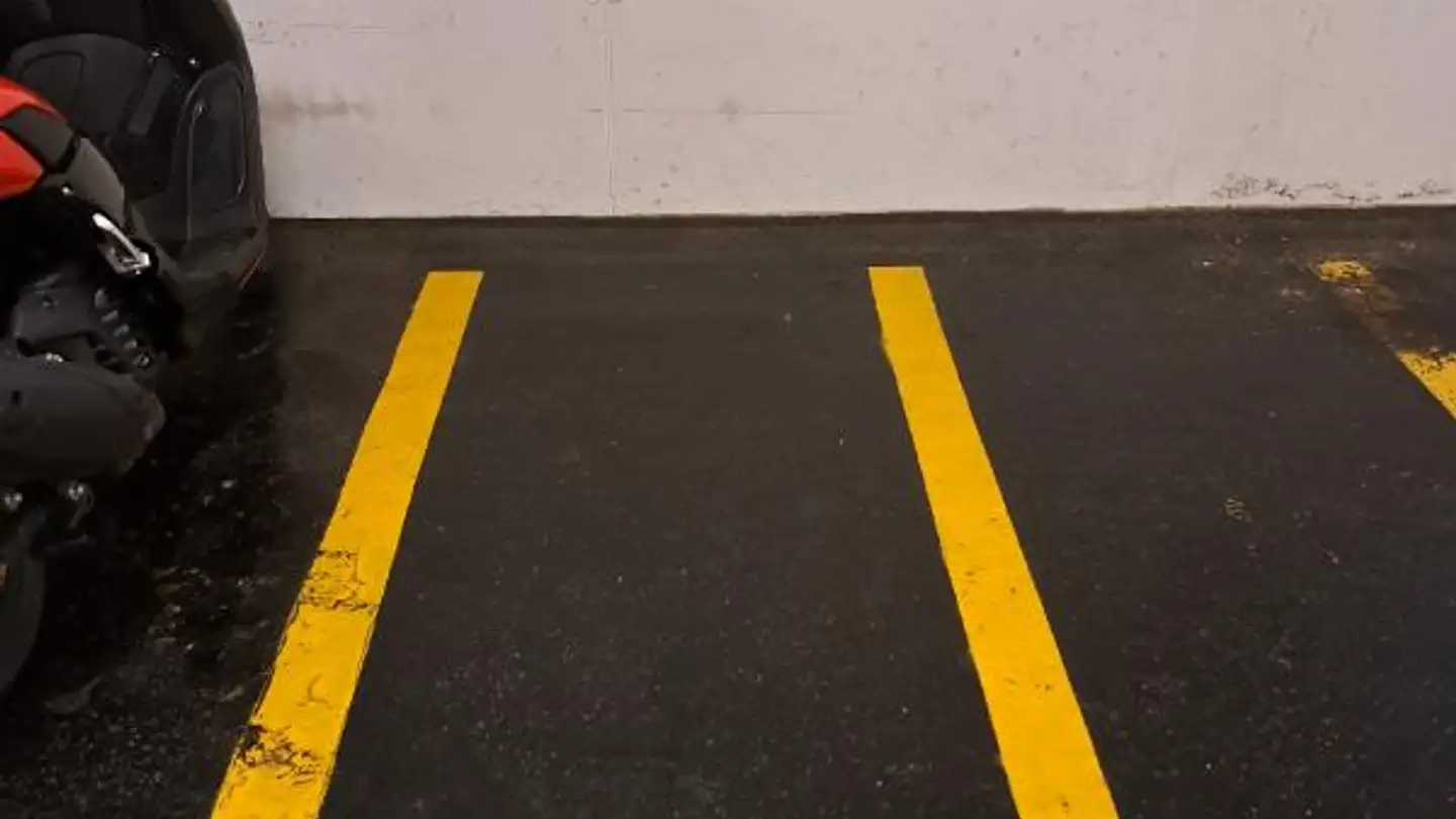 Place de parking extérieure pour moto à louer - Hasenwart, 6208 Oberkirch LU