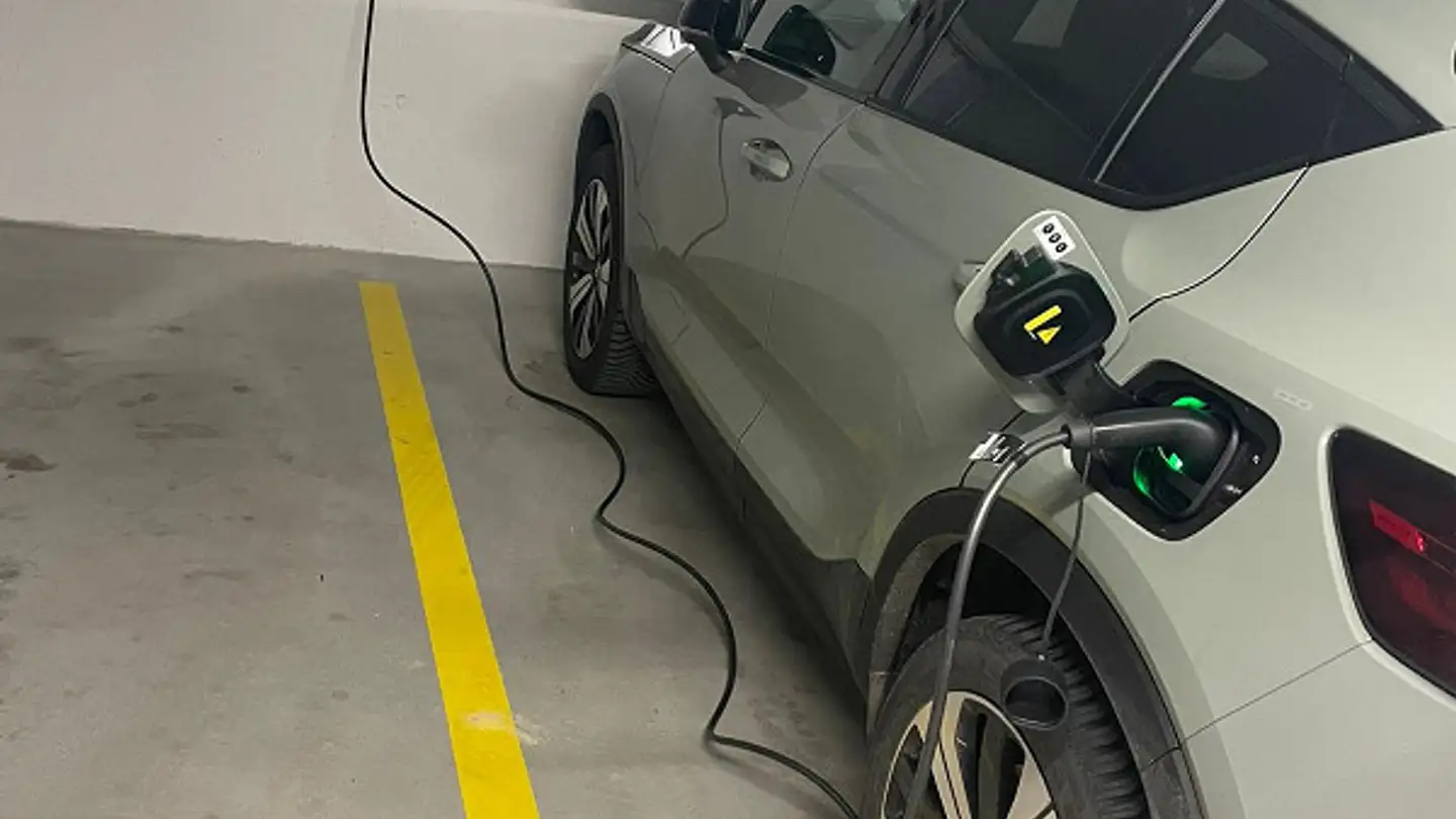 Tiefgaragenstellplatz mieten - Alte Kantonsstrasse 26, 6274 Eschenbach LU