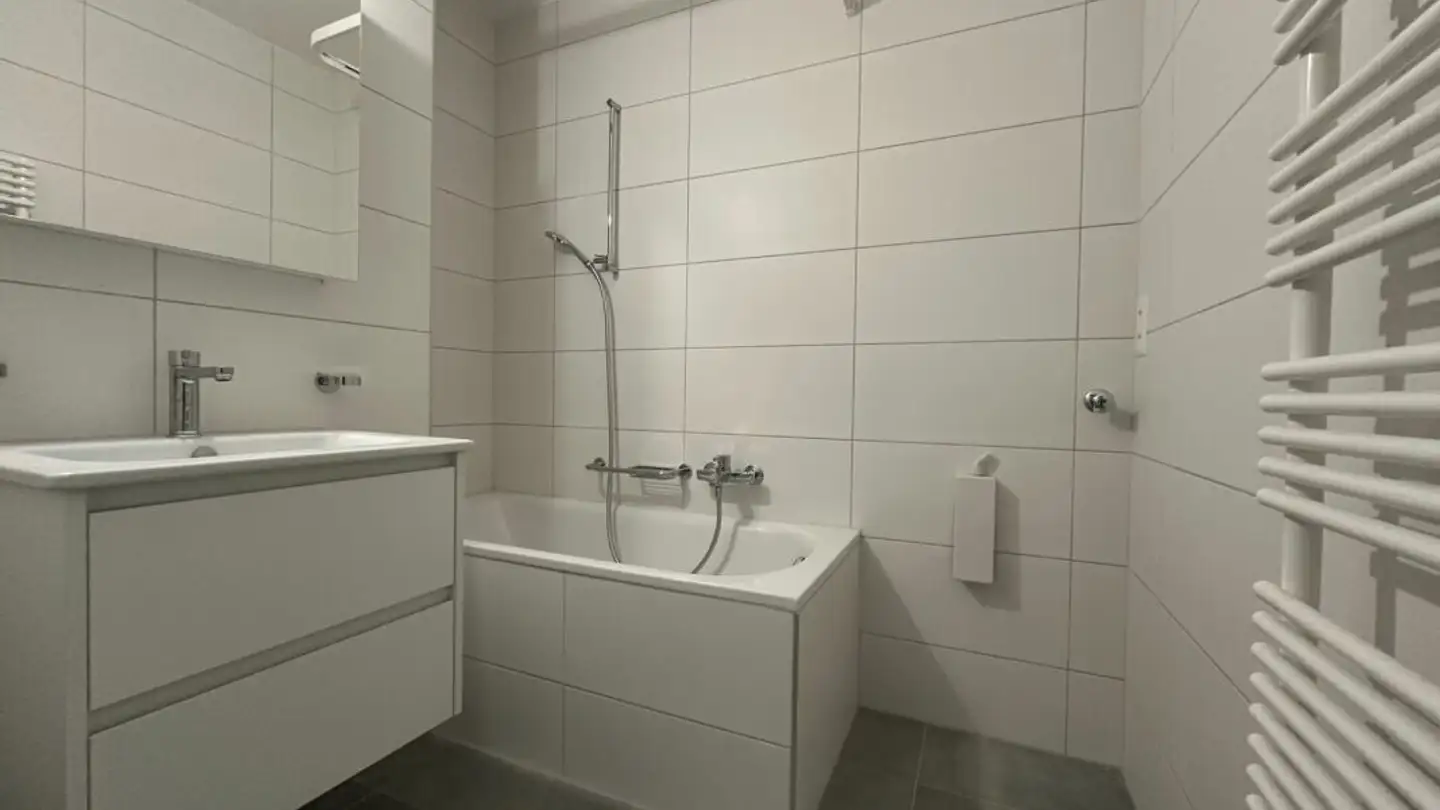 Apartment for rent - Rue Louis-Favre, 2000 Neuchâtel - Photo 3