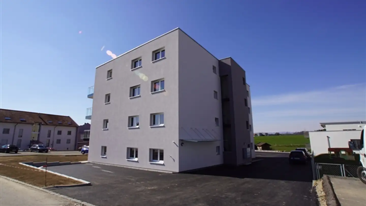 Outdoor parking space for rent - Champ-Devant 11, 1721 Misery