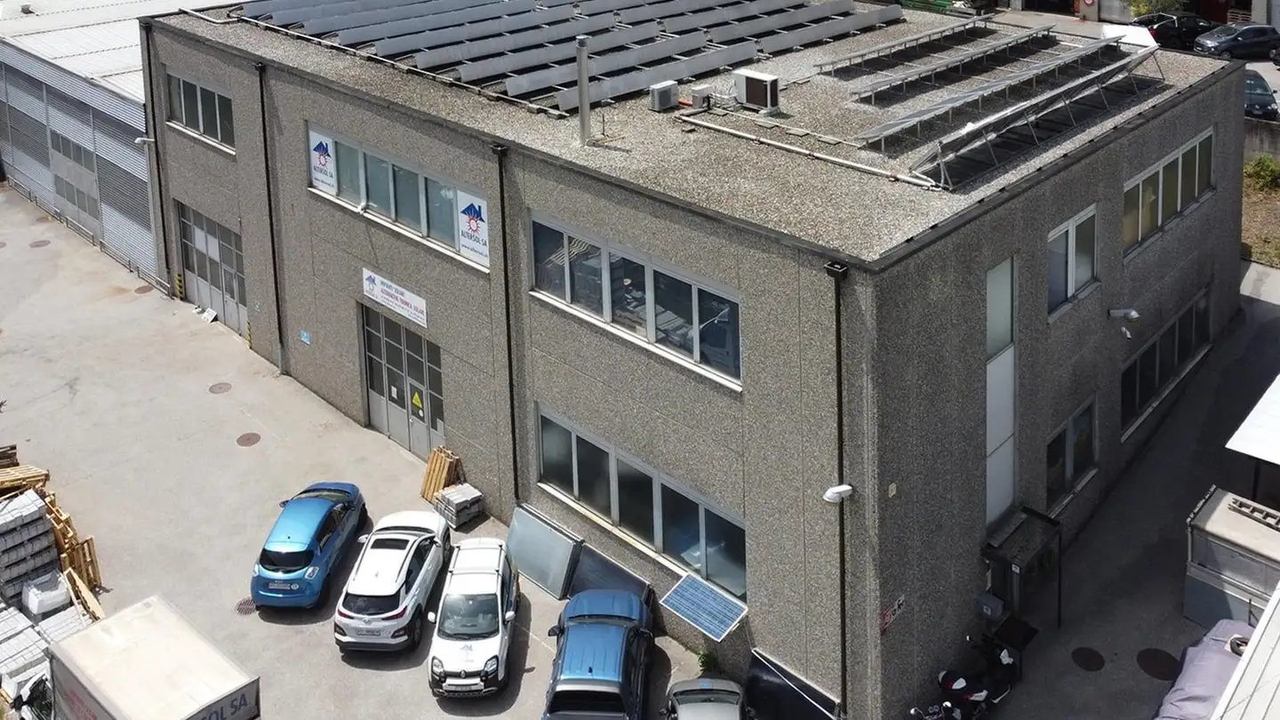 Fabbrica in affitto - Via Al Fiume 4, 6930 Bedano - Photo 2