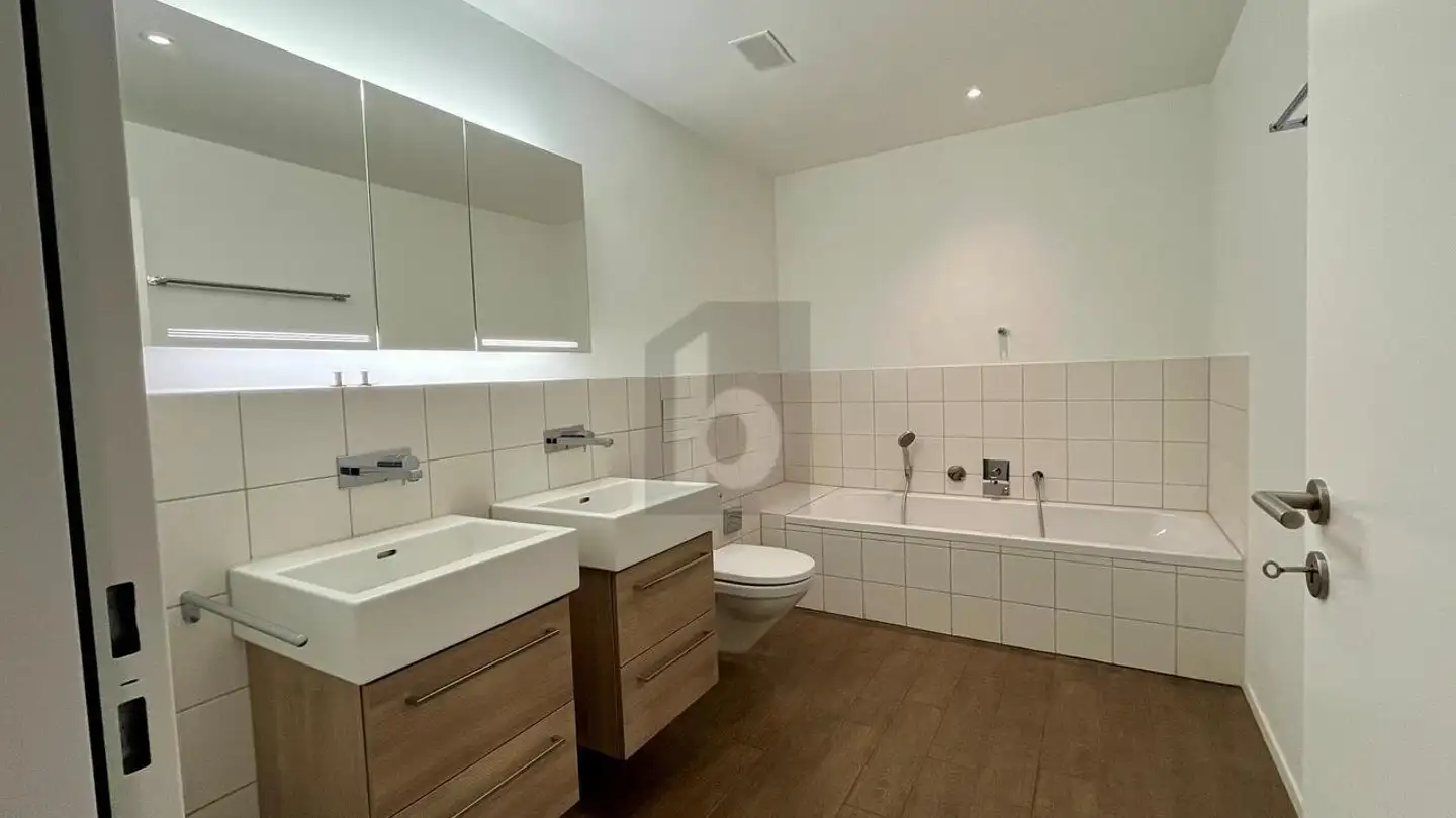 Wohnung mieten - 8053 Zürich - Foto 4