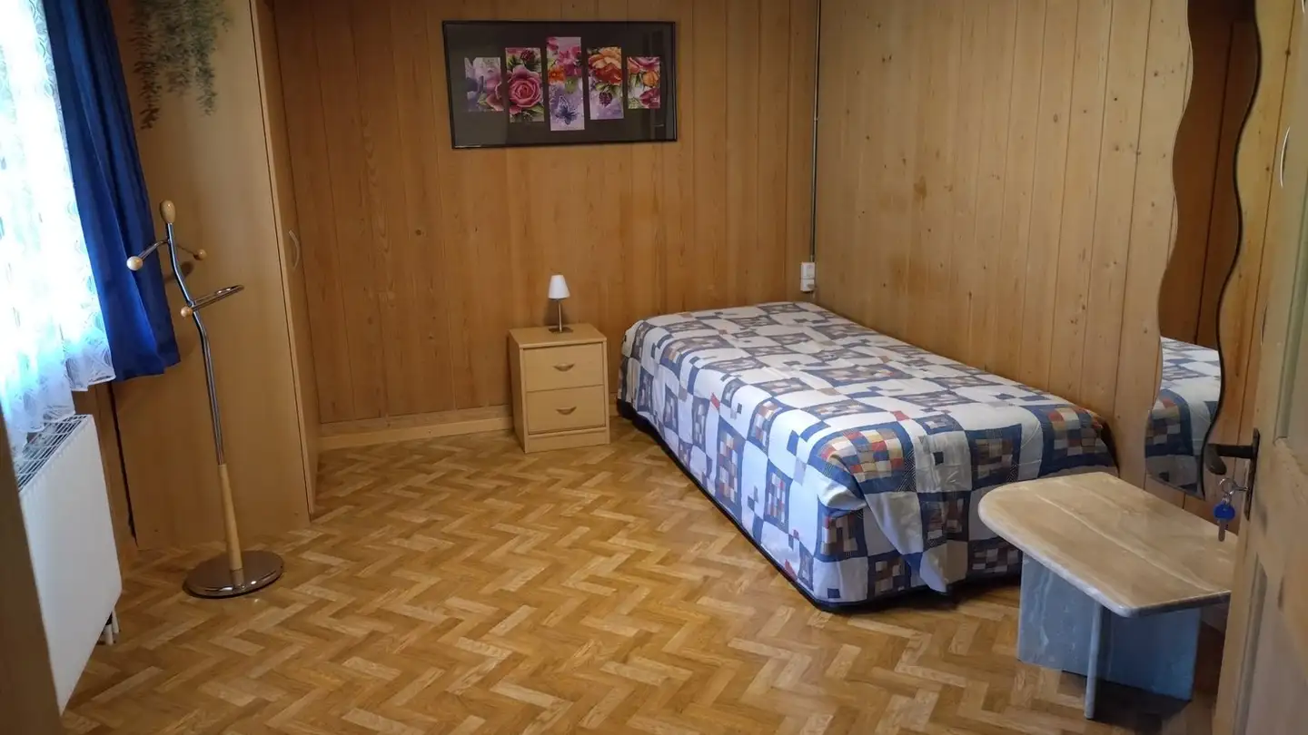Chambre à louer - 3770 Zweisimmen