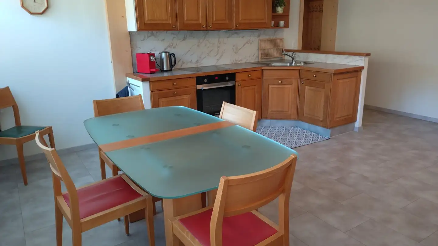 Chambre à louer - 3770 Zweisimmen - Photo 2
