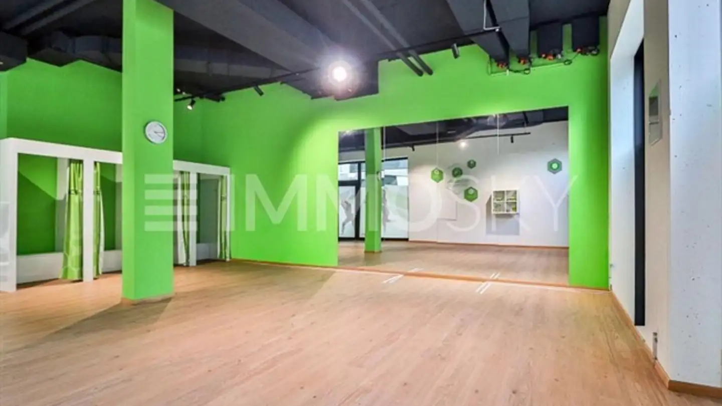 Office space for rent - 5034 Suhr