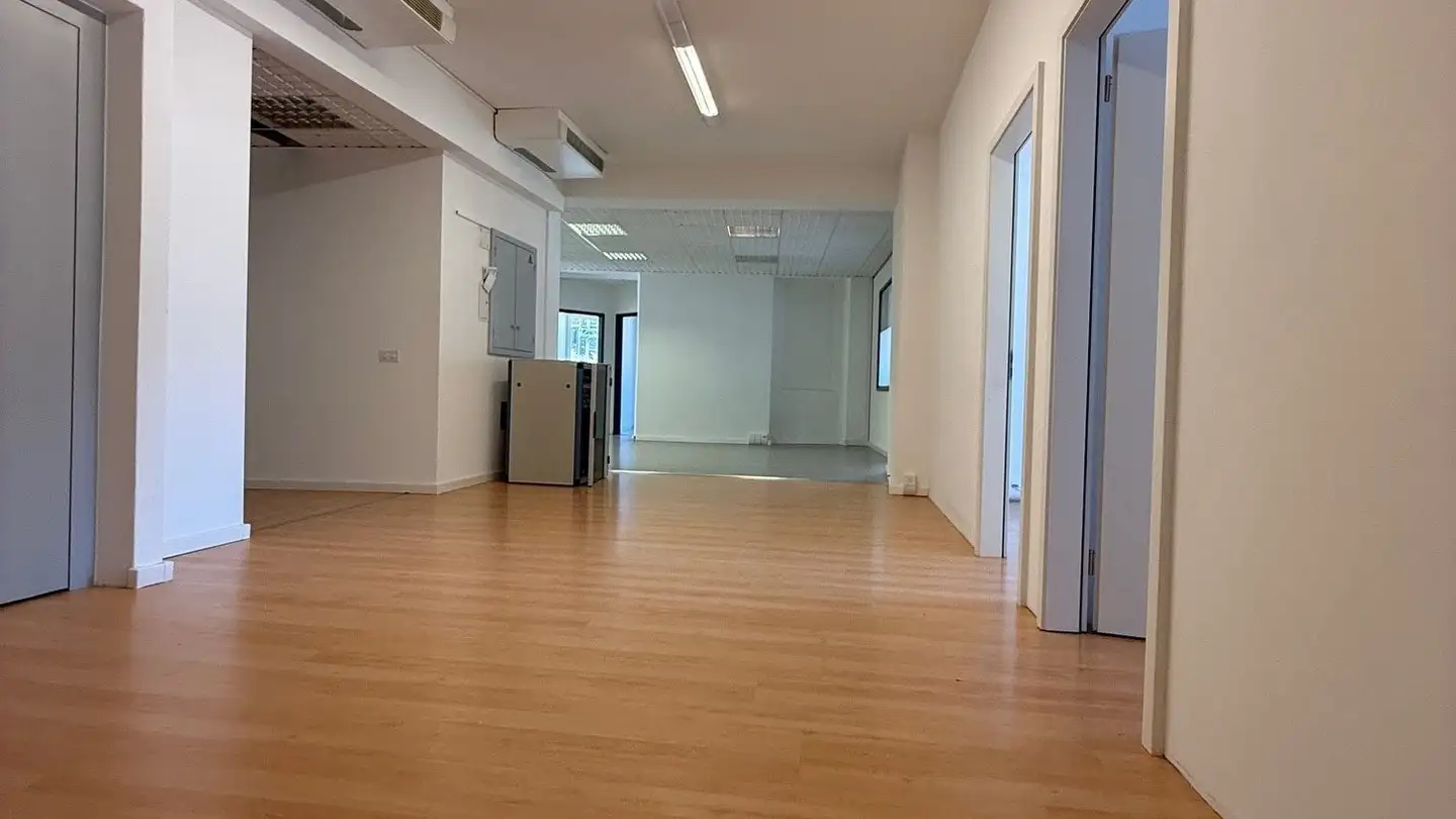 Spazio ufficio in affitto - Via Ai Molini 22, 6616 Losone