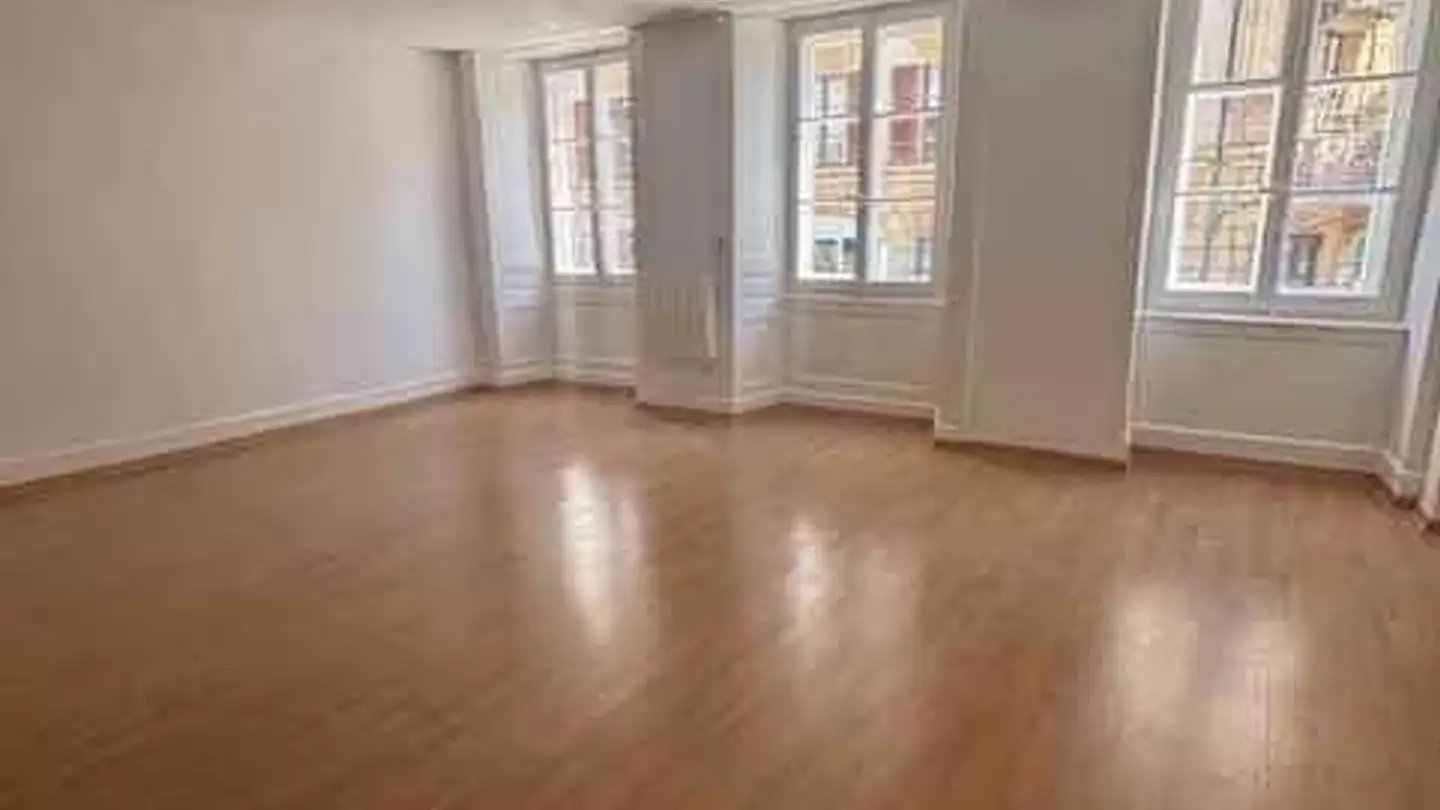Apartment for rent - 2000 Neuchâtel - Photo 2