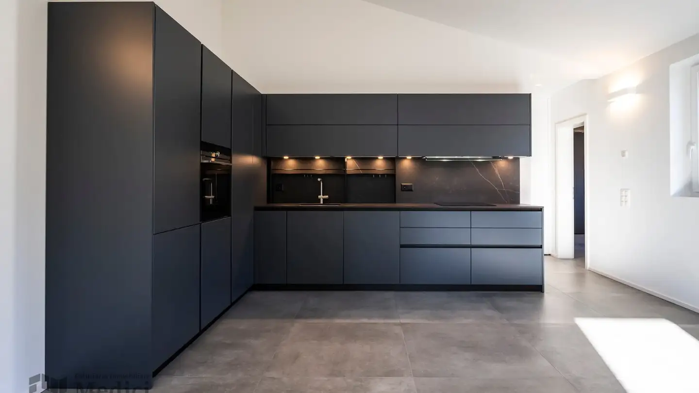 Appartement à louer - Via Carlo Diener 28, 6850 Mendrisio