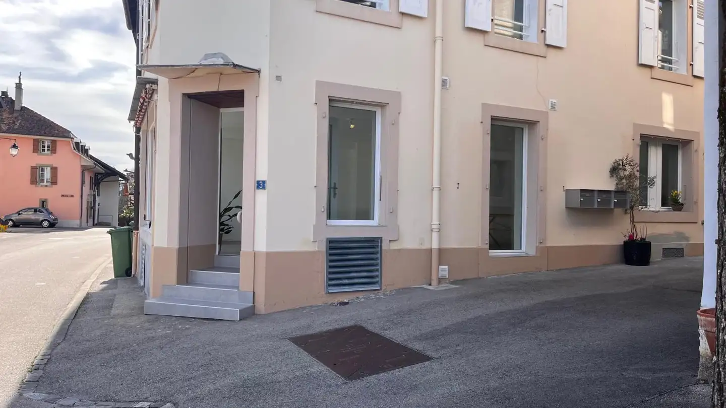 Arcade à louer - Rue Antoine-Saladin 3, 1299 Crans-près-Céligny - Photo 2