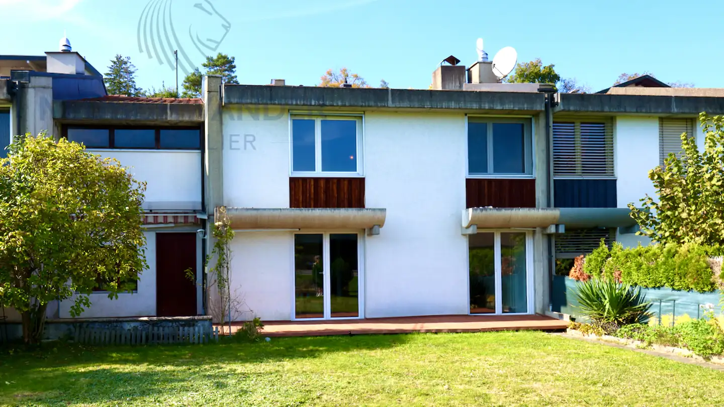 Stepped house for sale - 2905 Courtedoux