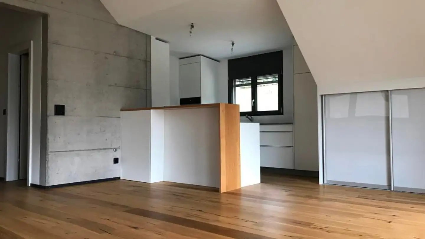 Dachgeschosswohnung mieten - Aeschstrasse 20, 4202 Duggingen - Foto 2