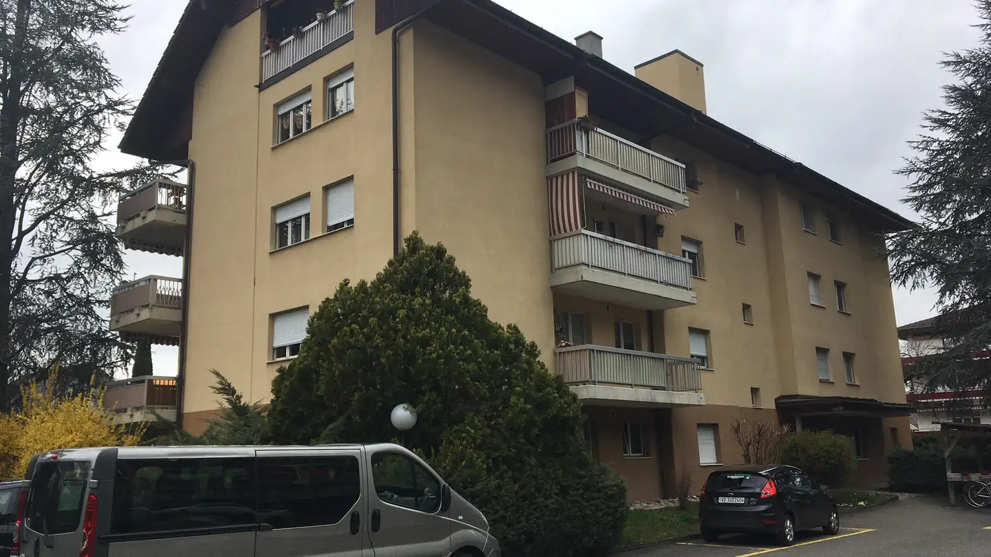 Outdoor parking space for rent - Route De Praz-Bérard 3a, 1844 Villeneuve VD - Photo 2