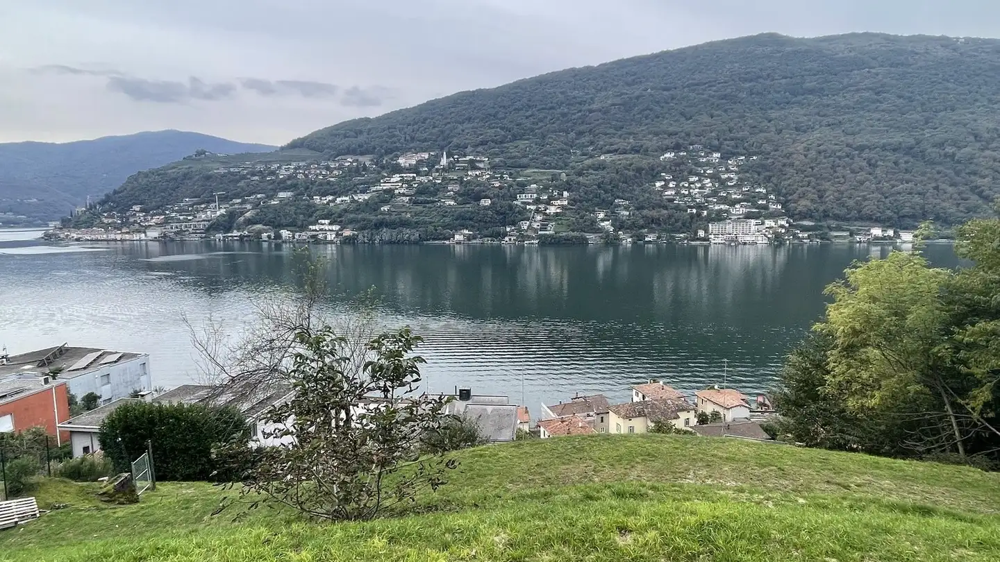 Commercial building plot for sale - 6827 Brusino Arsizio