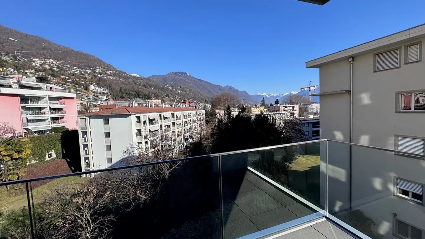 Appartamento in vendita - Via Verbano 9, 6648 Minusio