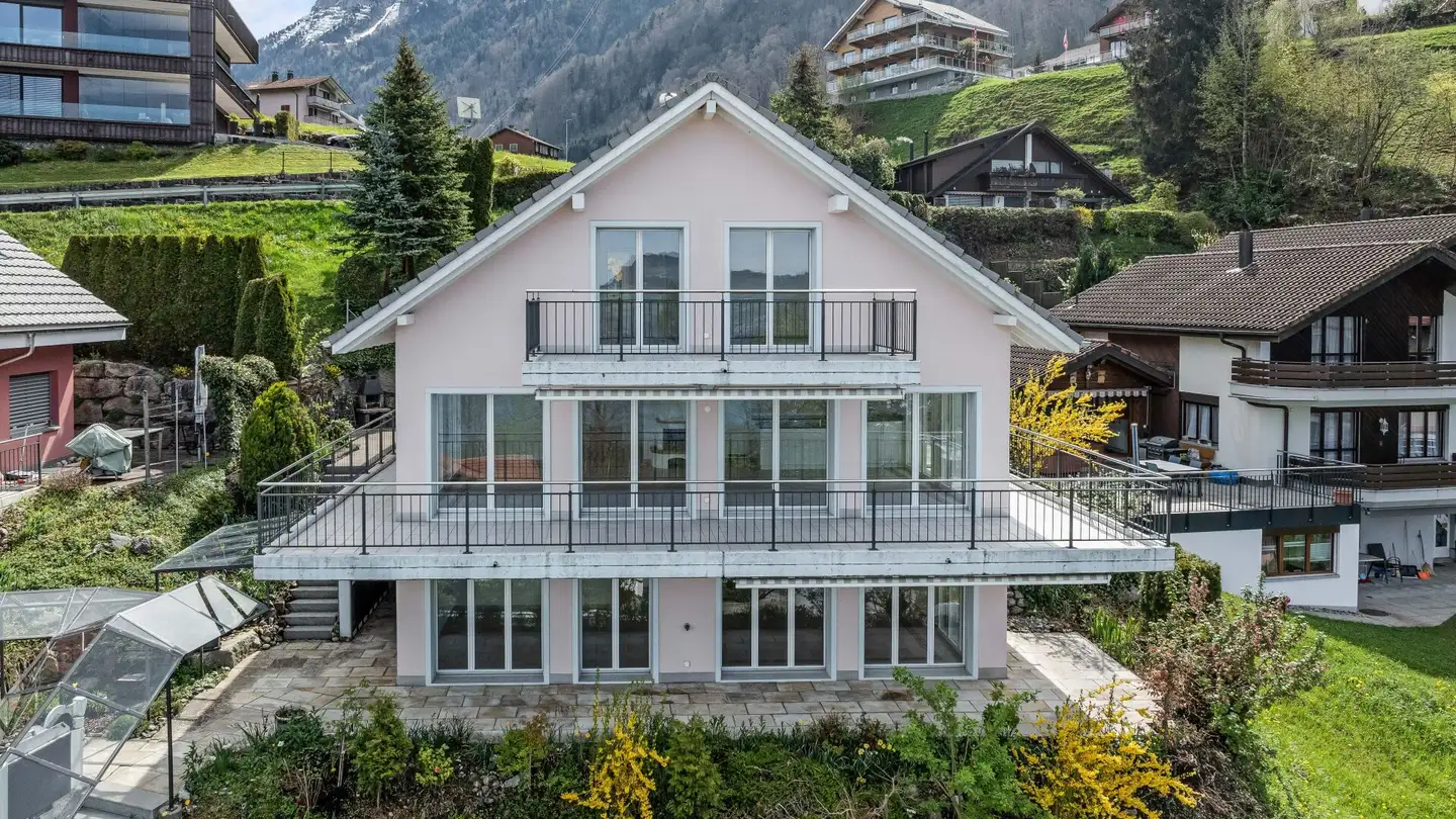 Edificio residenziale in vendita - 6376 Emmetten