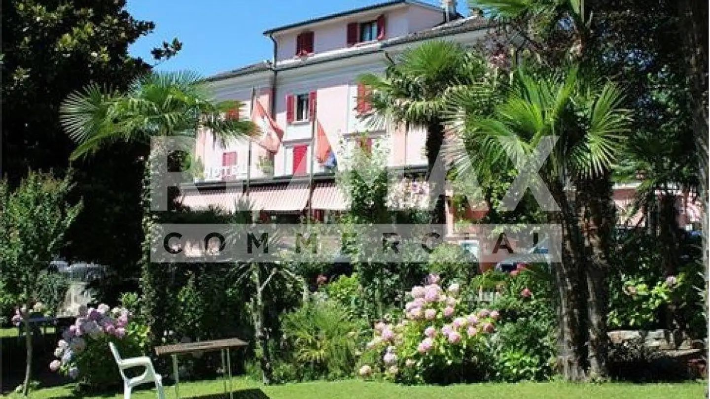 Hotel for sale - 6821 Rovio