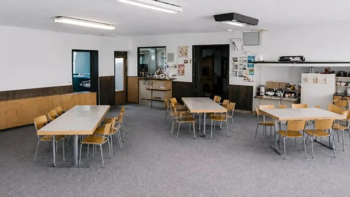 Mischgenutztes Gebäude kaufen - Route Principale 13, 2612 Cormoret - Foto 3