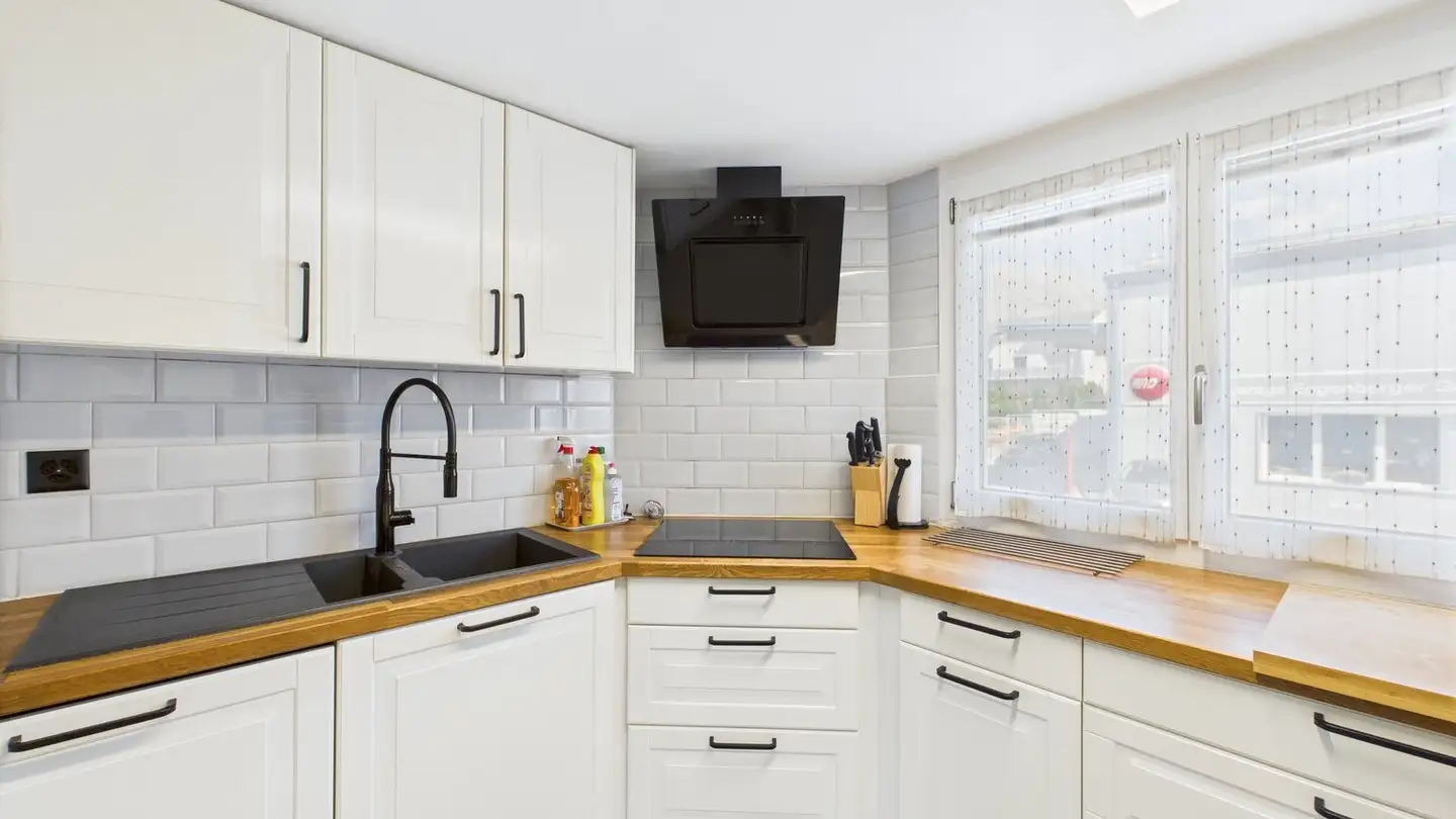 Row house for sale - 9472 Grabs