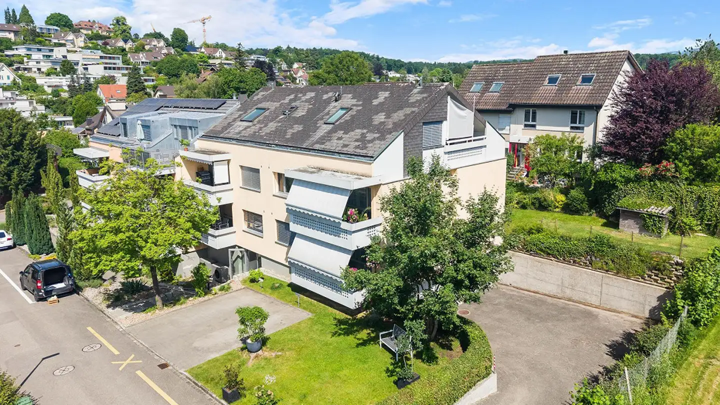 Edificio residenziale in vendita - Landskronstrasse 2, 4106 Therwil