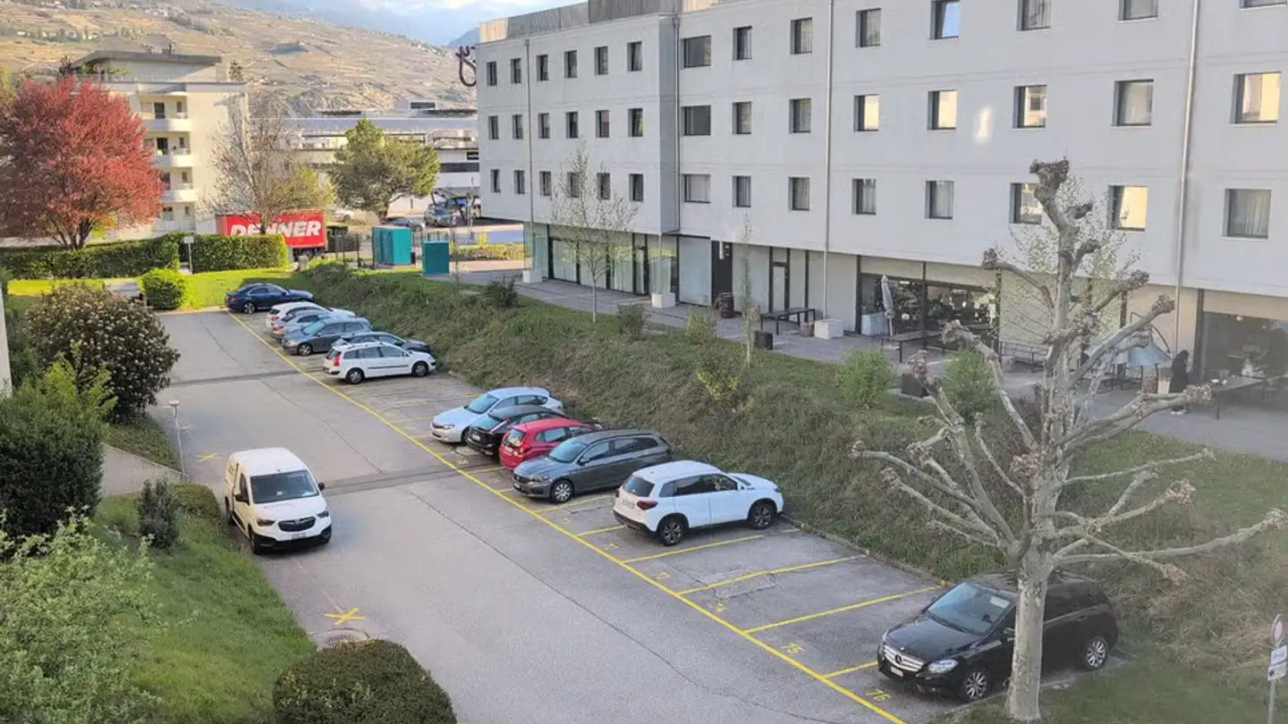 Einzelgarage mieten - Avenue Du Grand-Champsec 16b, 1950 Sion - Foto 3