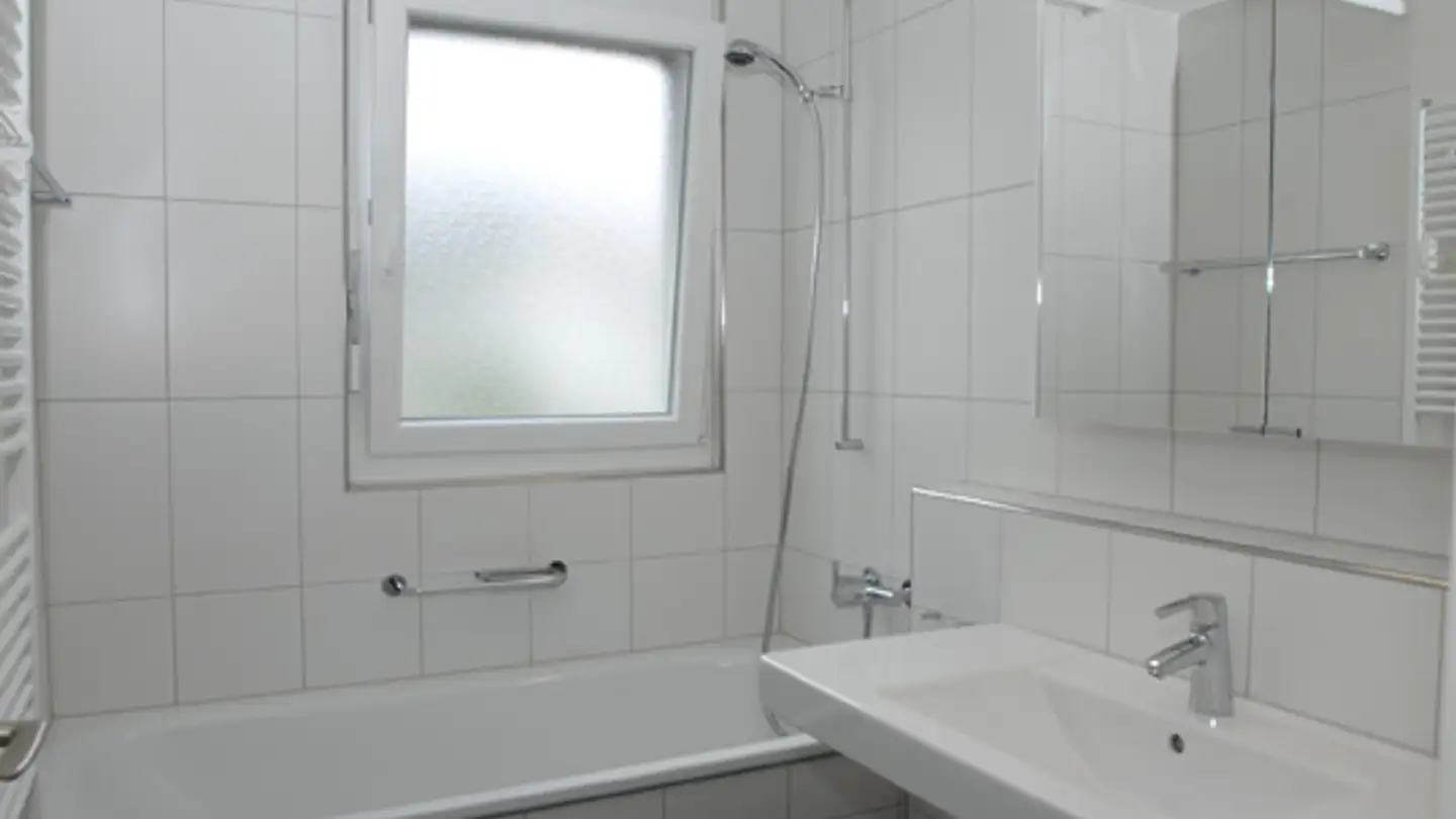 Appartamento in affitto - Dällikerstrasse 37, 8105 Regensdorf - Photo 4