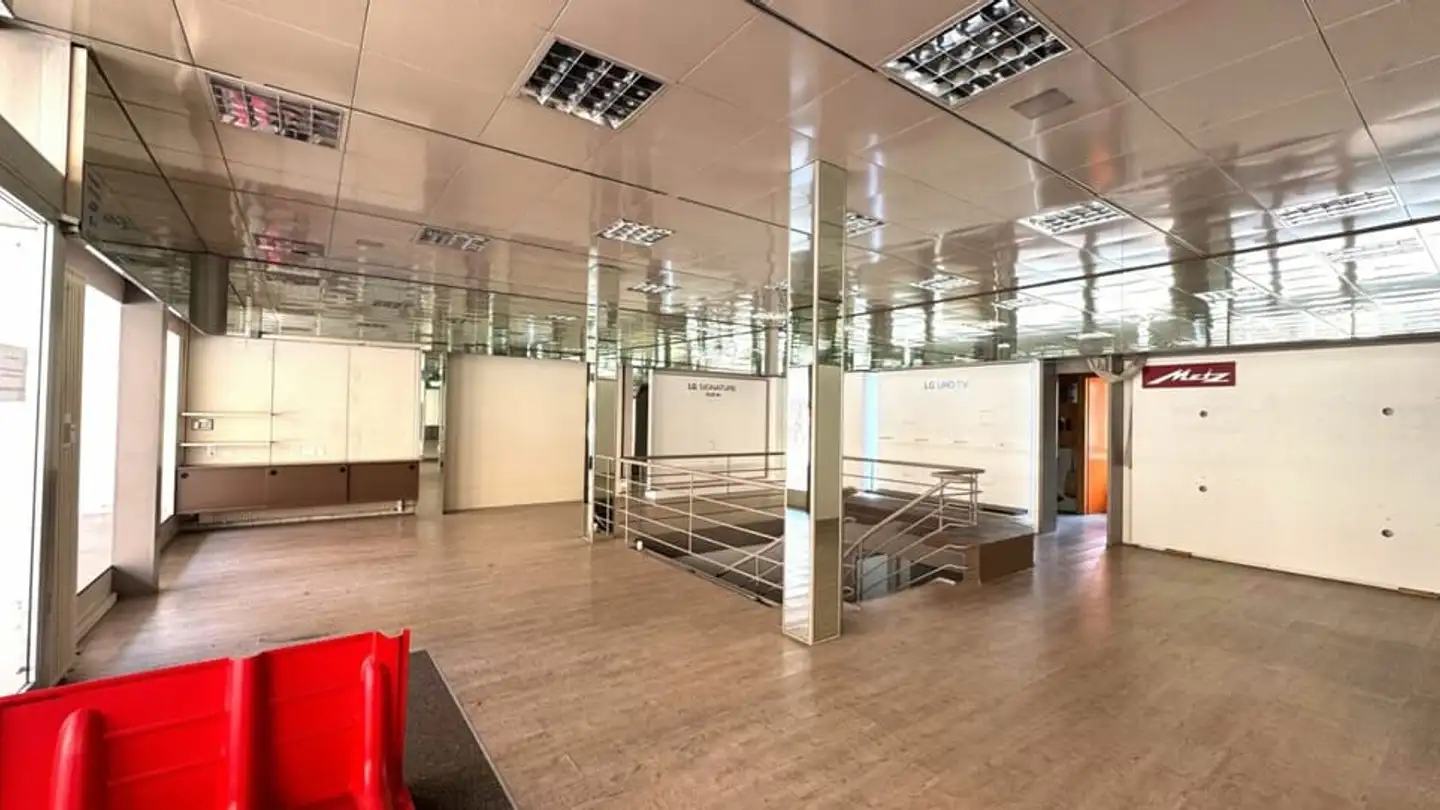 Commerciale in affitto - Rue Francillon 22, 2610 St-Imier