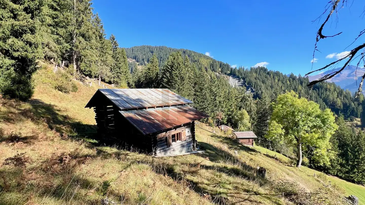 Chalet for sale - 7027 Castiel