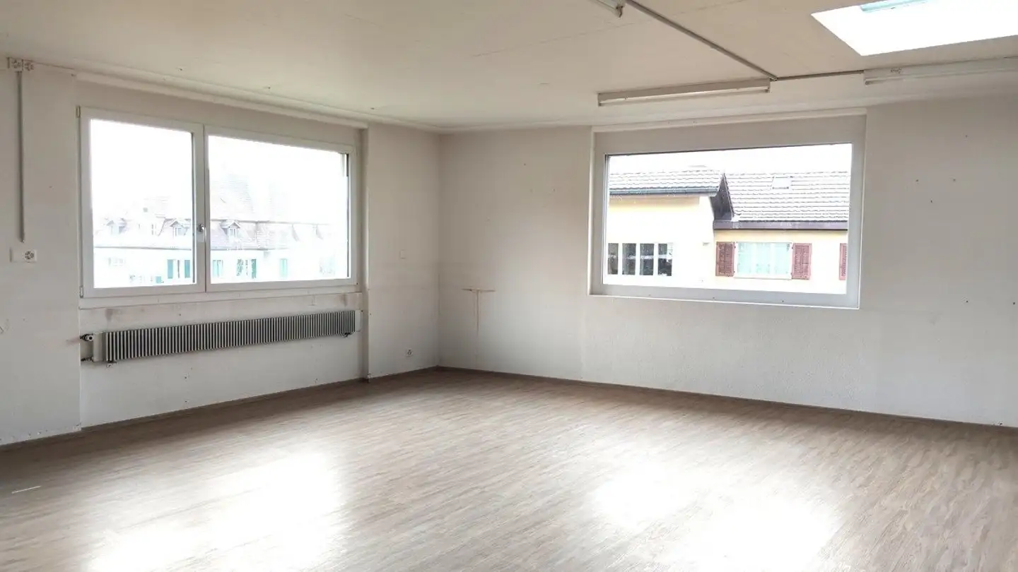 Gewerbe mieten - Dorfrain 8, 5745 Safenwil - Foto 3