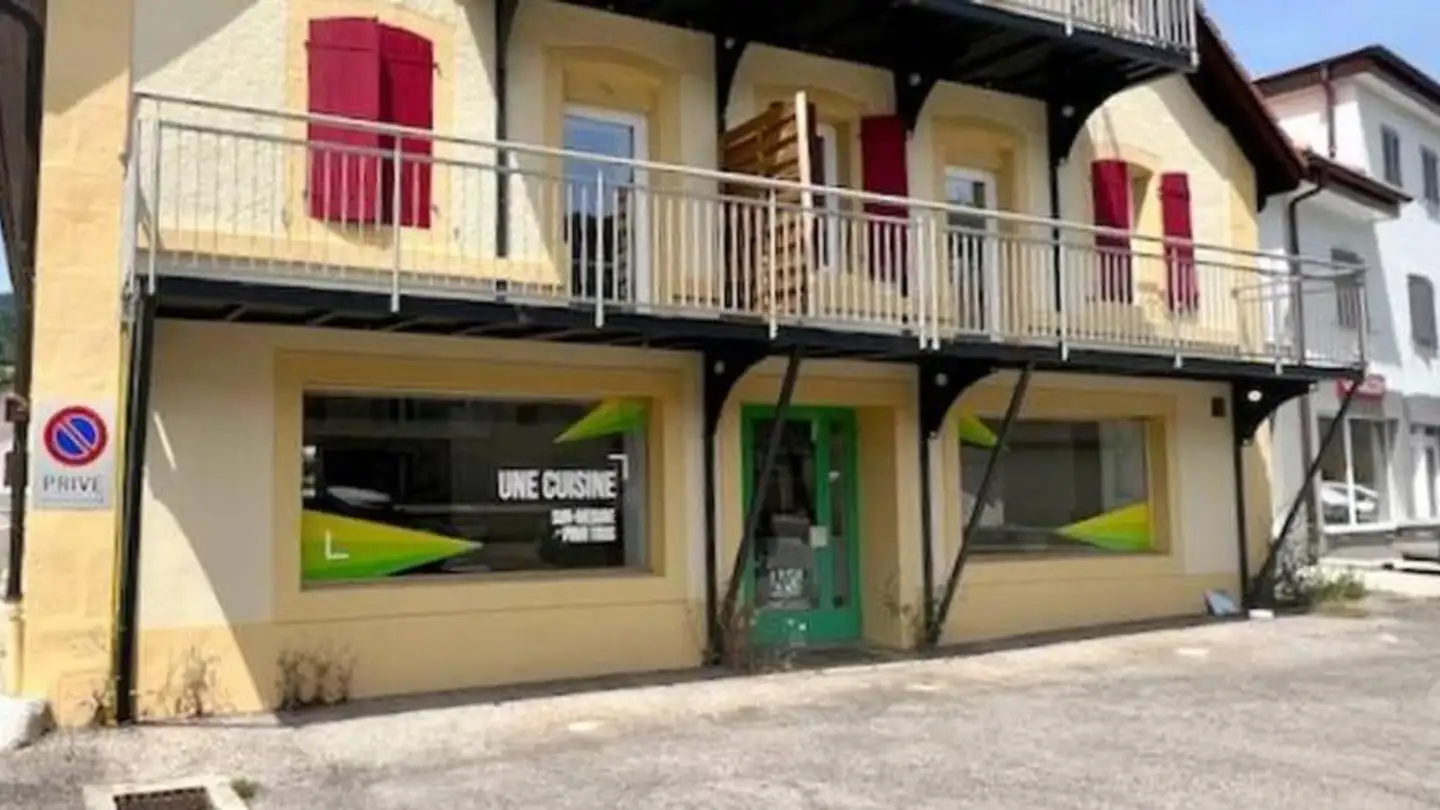 Edificio residenziale in vendita - Le Crêt-de-l'Eau 13, 2108 Couvet - Foto 2