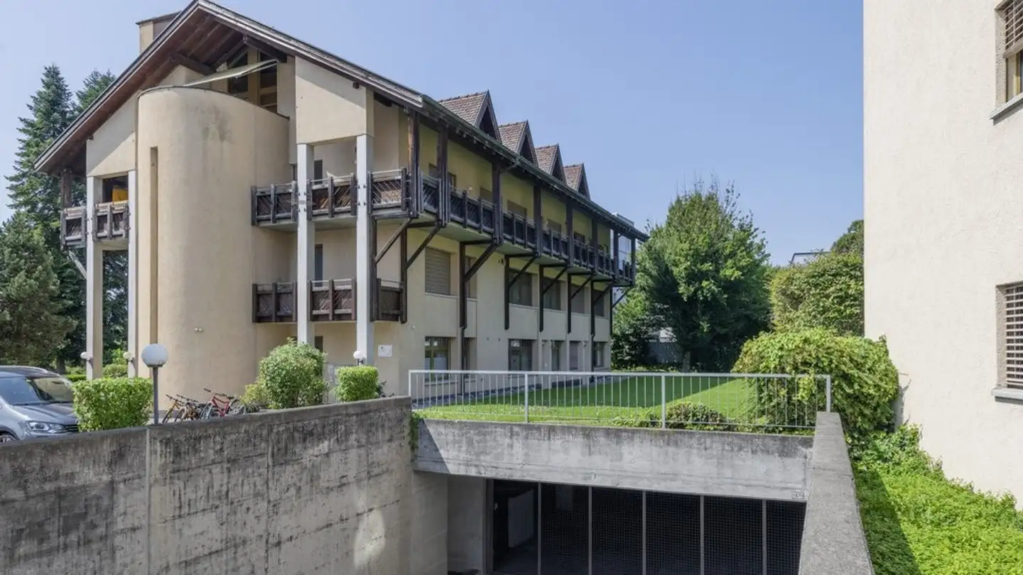Underground parking space for rent - St.Josefstrasse 1, 8730 Uznach