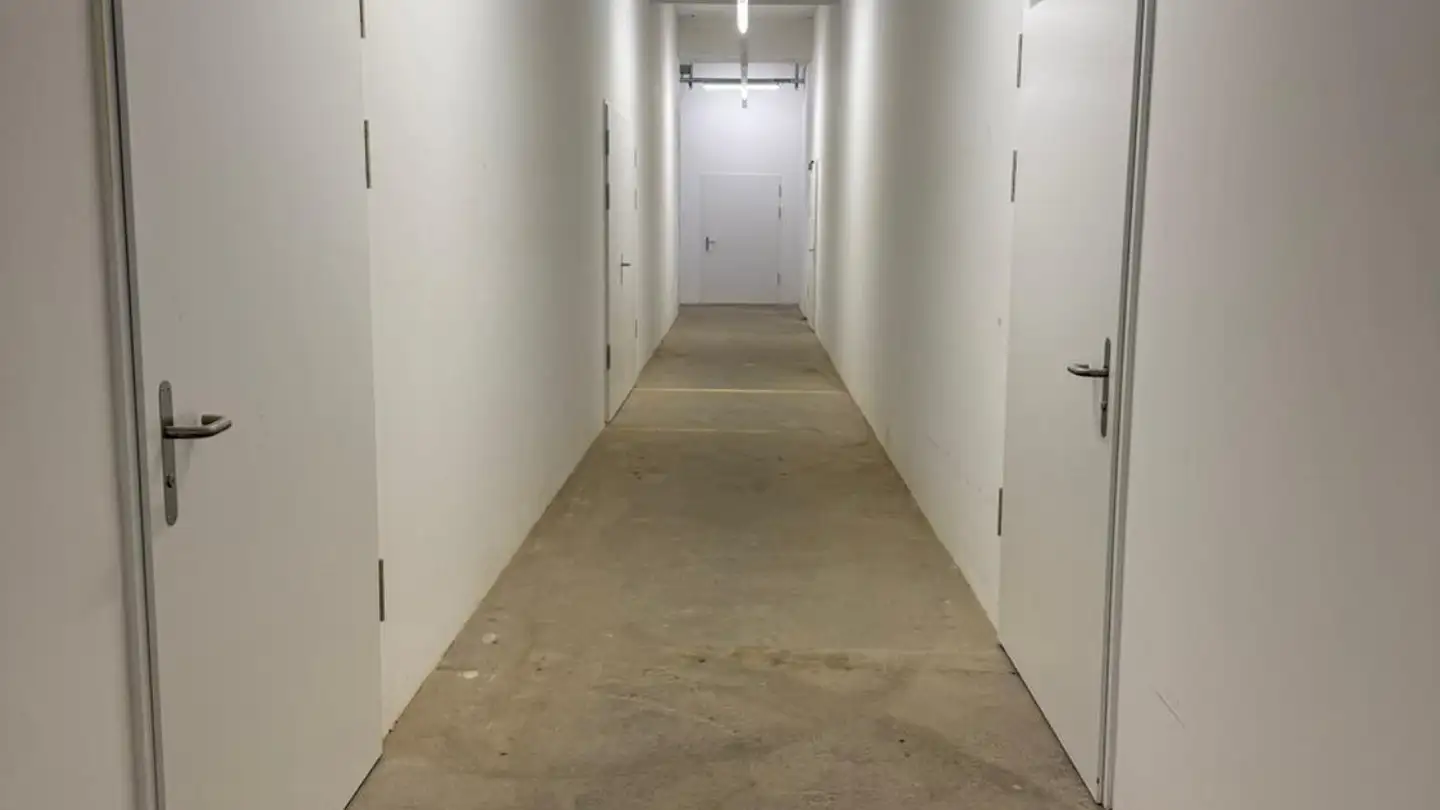 Proprietà industriale in affitto - Hintere Bahnhofstrasse 14, 9602 Bazenheid - Photo 3