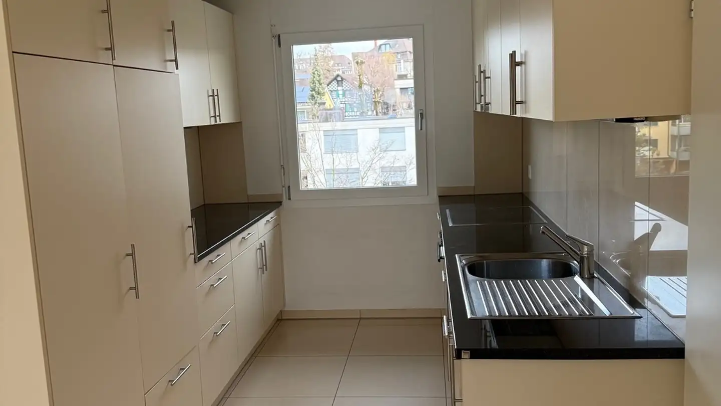 Wohnung mieten - Schwarzackerstrasse 19, 8304 Wallisellen - Foto 2