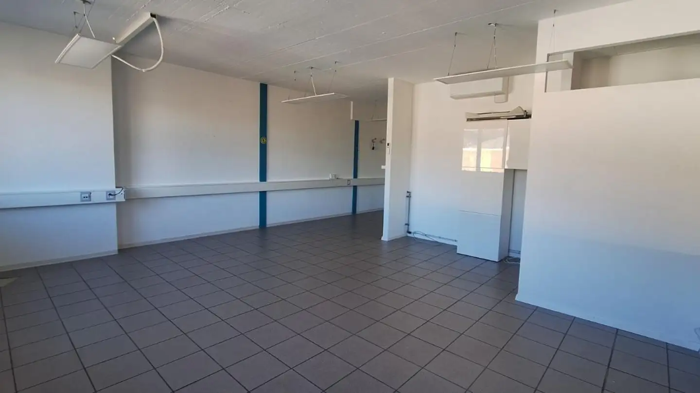 Commercial for rent - Rue De La Blancherie 61, 1950 Sion - Photo 3